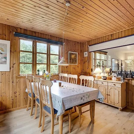 2 Bedroom Lovely In Spottrup